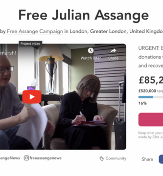 Julian Assange vuela de regreso a Australia