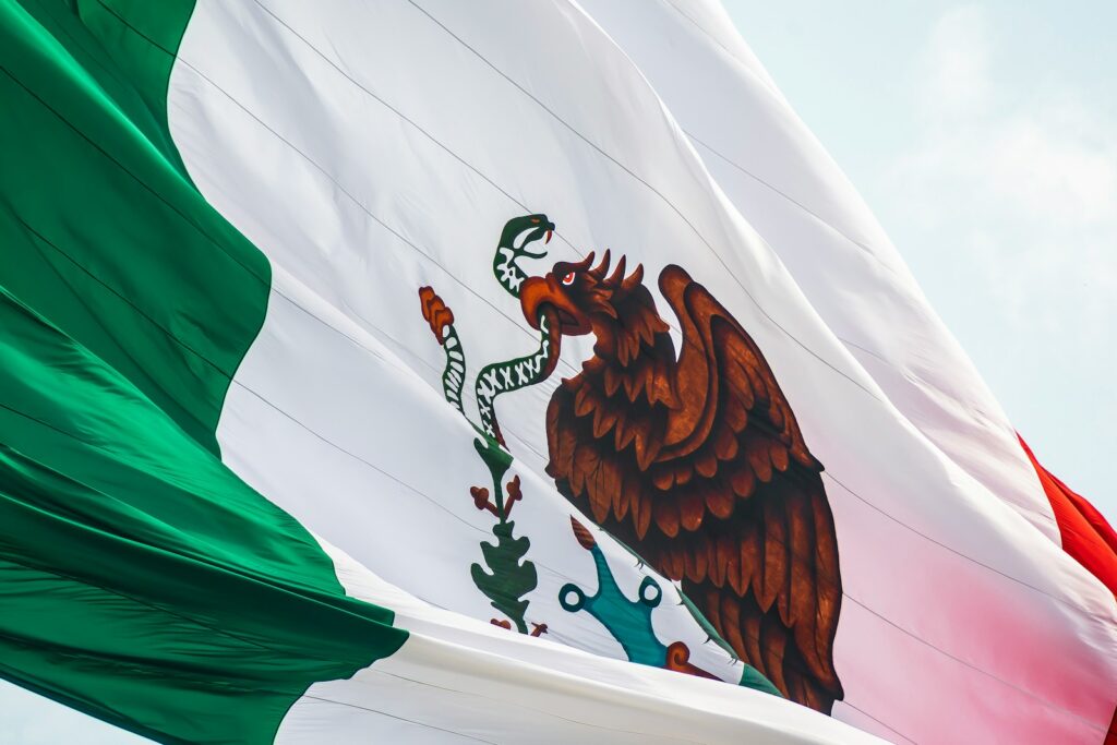 Consulado de México, bandera de México