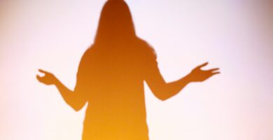 violencia de género silhouette of woman