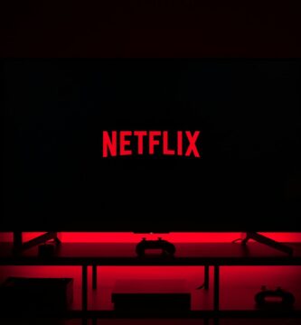 cancelar Netflix flat screen television displaying Netflix logo