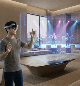 Usuario con gafas de realidad mixta experimentando el ocio digital en el metaverso de 2026, interactuando con un concierto virtual y una interfaz de videojuego