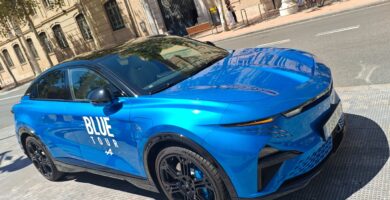 Coche eléctrico Alpine A390GT azul deportivo en Valencia